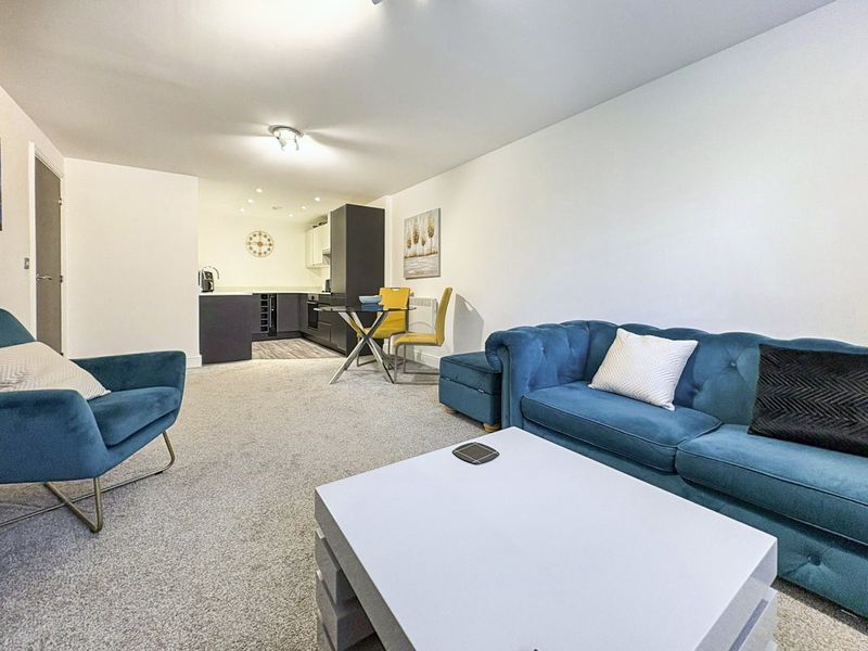 Wycombe Road Saunderton